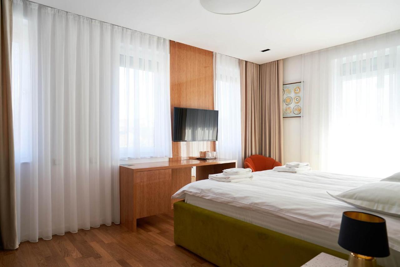 Hotel Glory Oradea Dış mekan fotoğraf